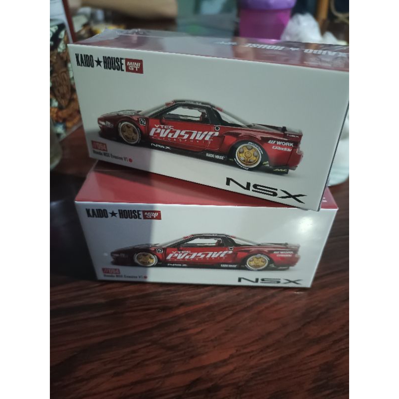 Diecast Mini GT