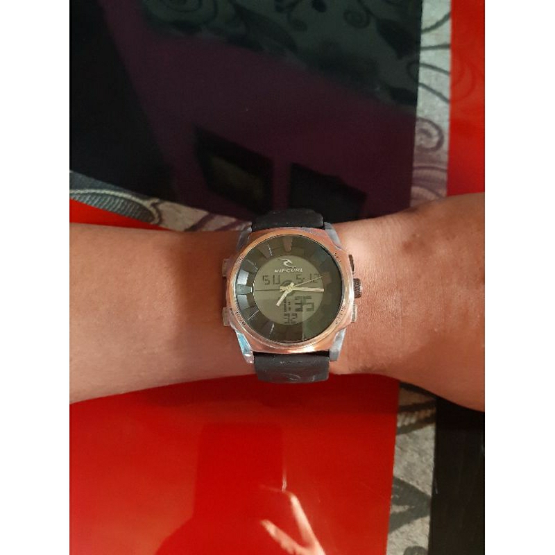 Jam Tangan Ripcurl Kaos DZ-8029 Ori (Bekas)