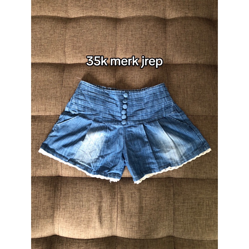[Tadinya Punyaku] Celana Pendek Jrep Murah