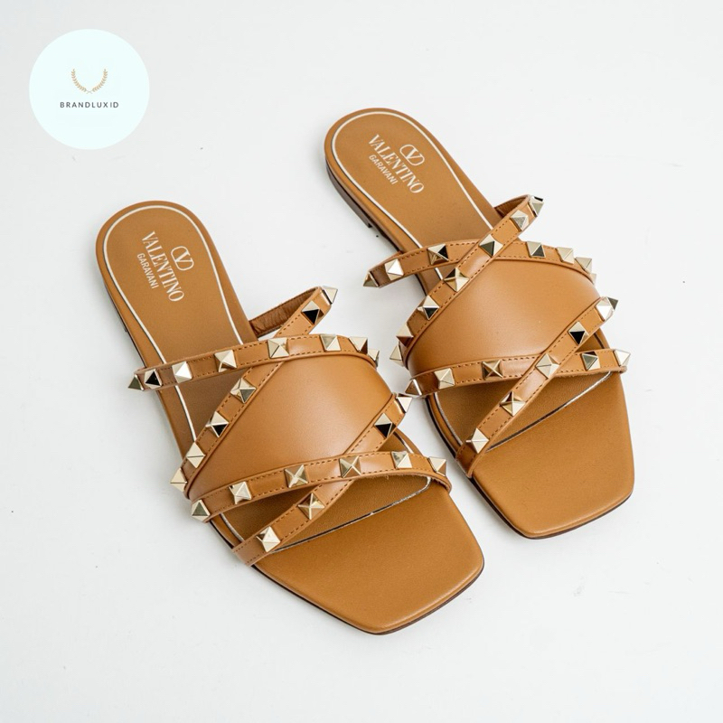 Valentino Garavani Rockstud Crossover Sandals Flat Almond