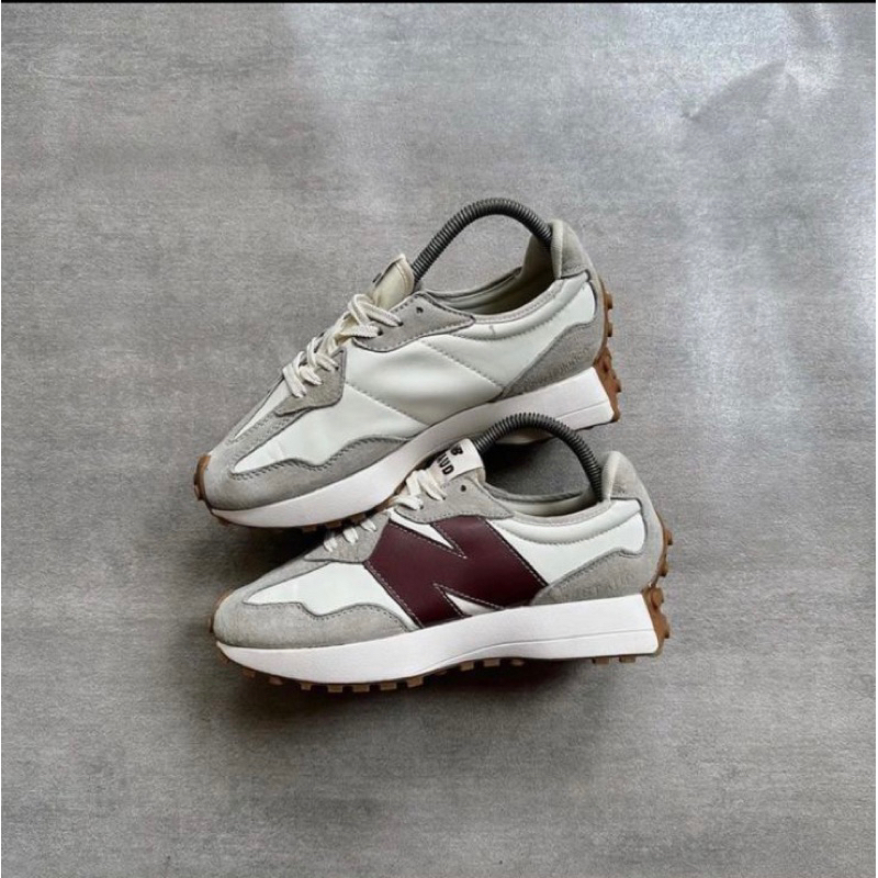 nb 327 STAUD size 38,5/24,5cm