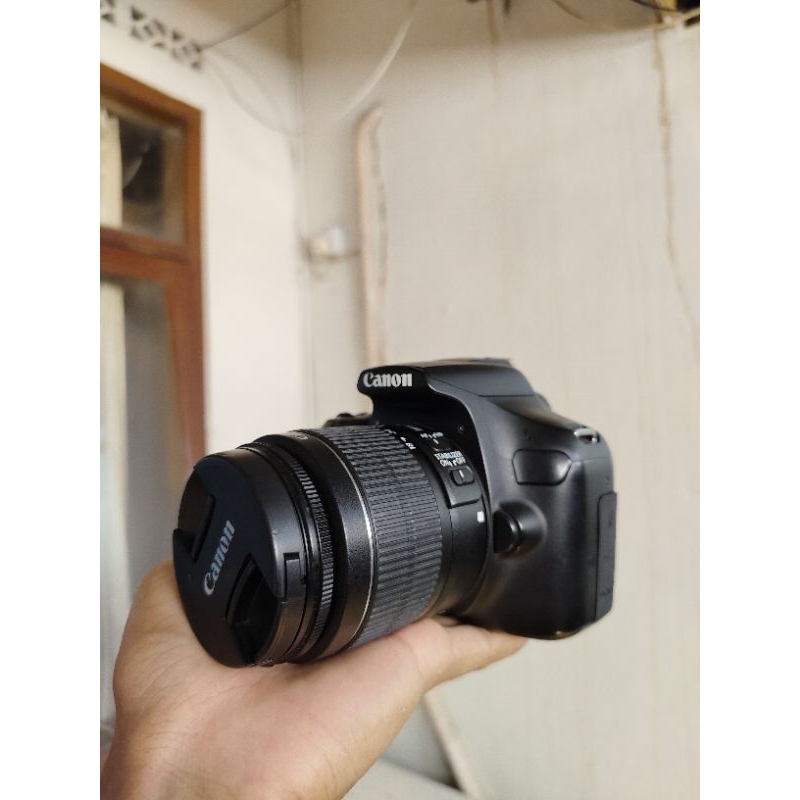 Canon eos 1300d