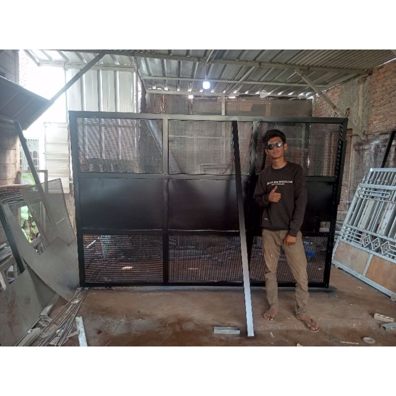 Gerbang pagar rumah minimalis Motif kafaratet