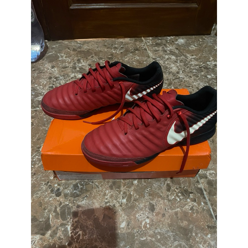 Sepatu futsal second like new original nike Tiempo x ligera size 42,5