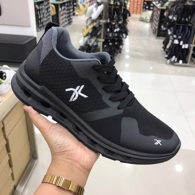 Sepatu sneakers pri dr kevin | Sepatu kasual dr kevin