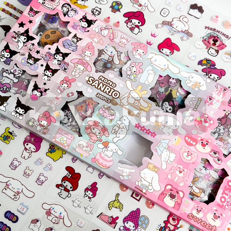 

Pusat Irit KKM NONO SANRIO LOTSO CINNAMOROLL KUROMI MY MELODY Sticker Box 2D Dekorasi Karakter Anime Anak Laki Laki Perempuan Journal Aesthetic Jurnal Binder Stiker Box 1 Set isi 2 Lembar Waterproof Anti Air