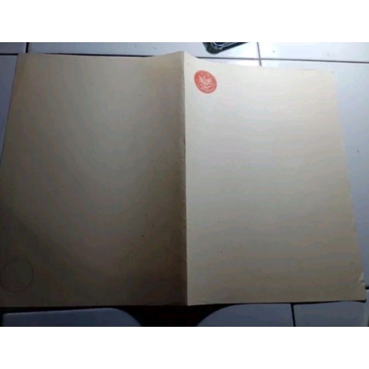

Segera Dapatkan Kertas Segel Tahun 1975 Double Slide Asli Original