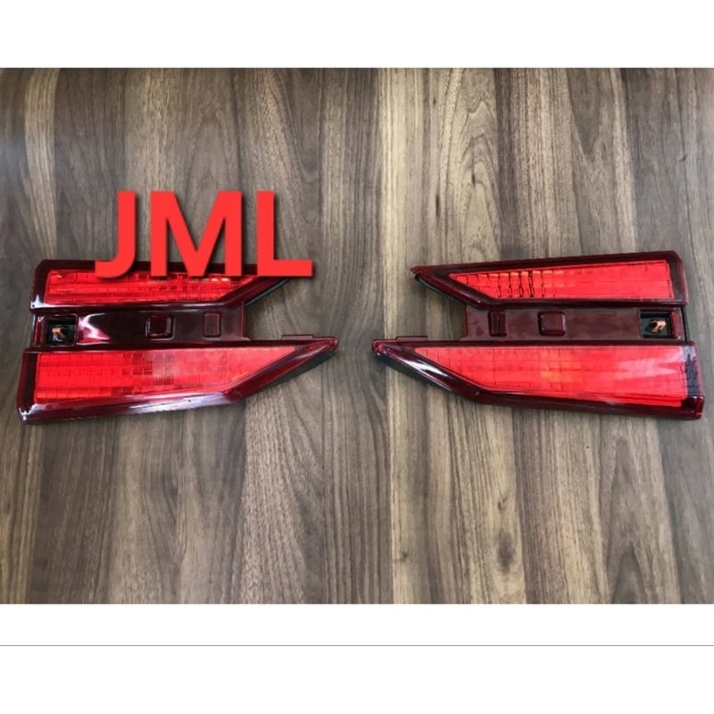 Mika reflektor pintu belakang bagasi Avanza Xenia 2019 - 2021.