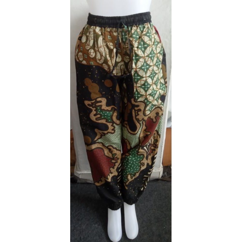 celana joger batik