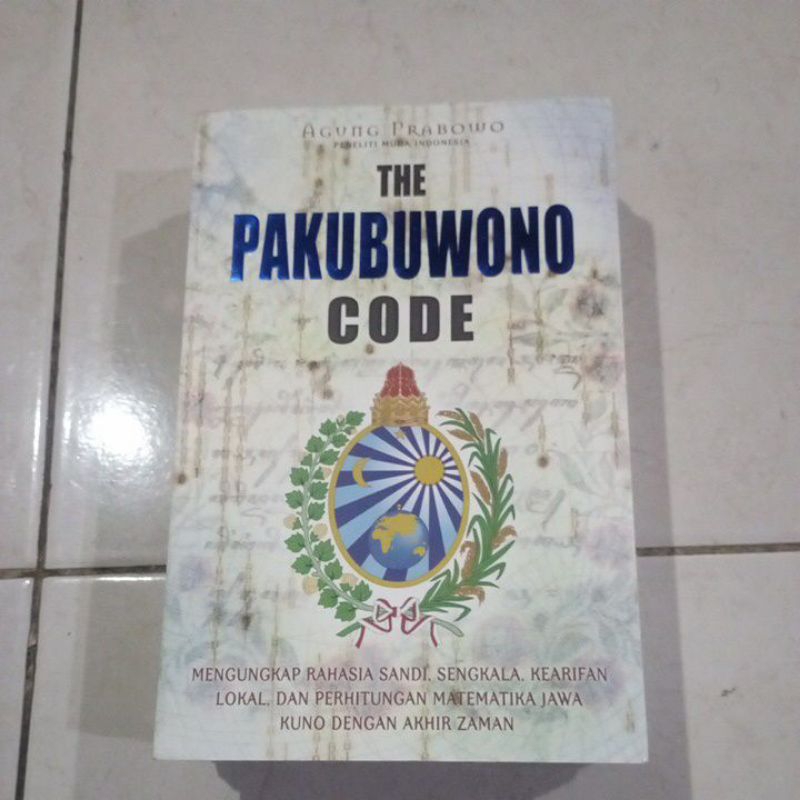 ( OBRAL ) BUKU SEJARAH // BUKU SASTRA // THE PAKUBUWONO CODE // ORIGINAL