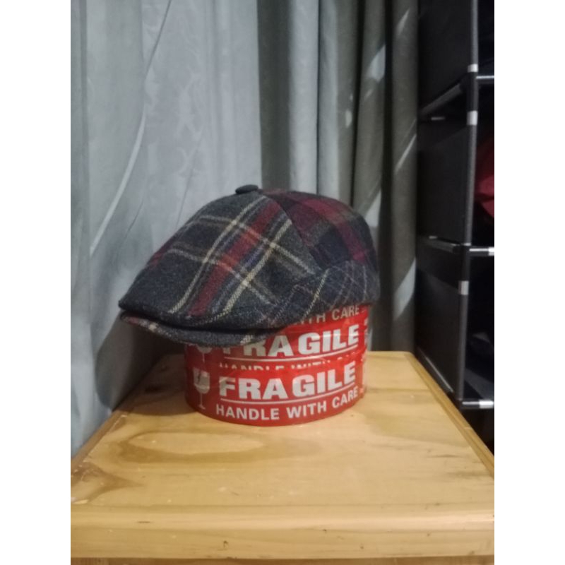 Topi copet Tartan bahan Wool