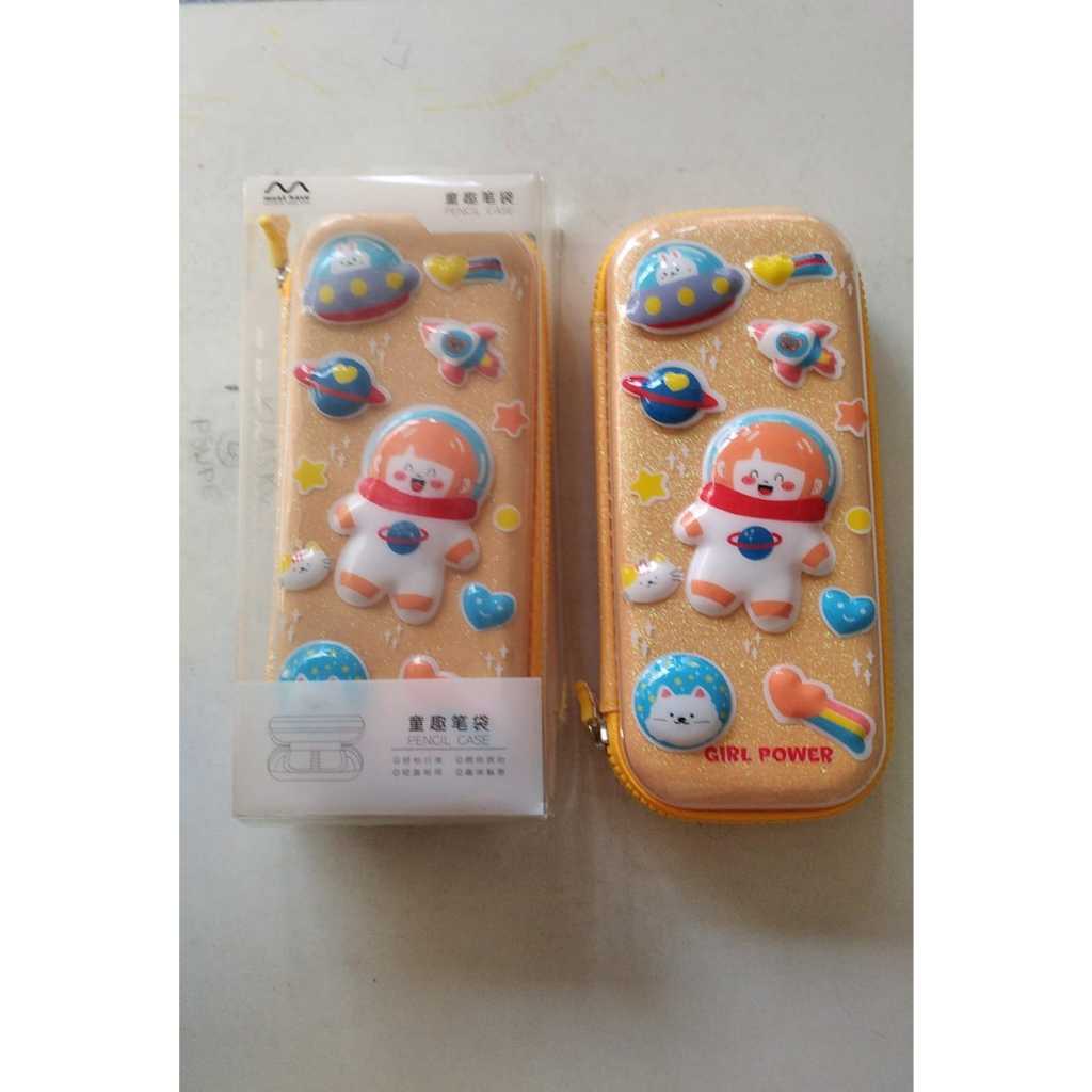 

Tempat Pensil Karakter Astronot Girl Power