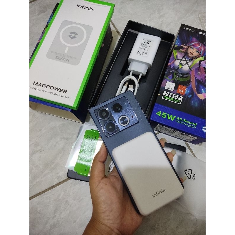 Infinix Note 40 16GB/256, Fullset ORI + Wireless Charger