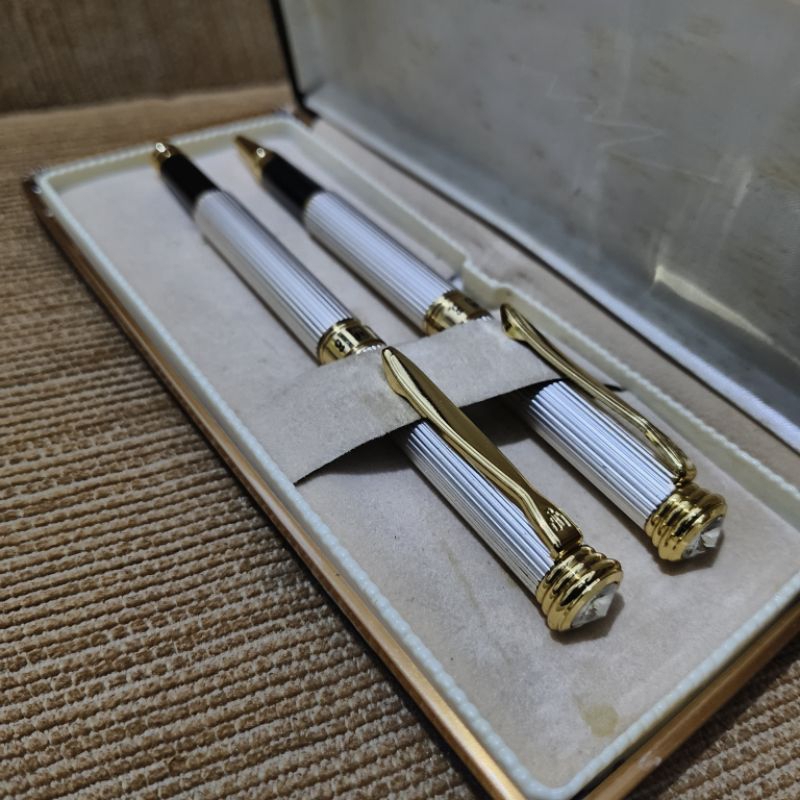 

pulpen mewah / pulpen fountain