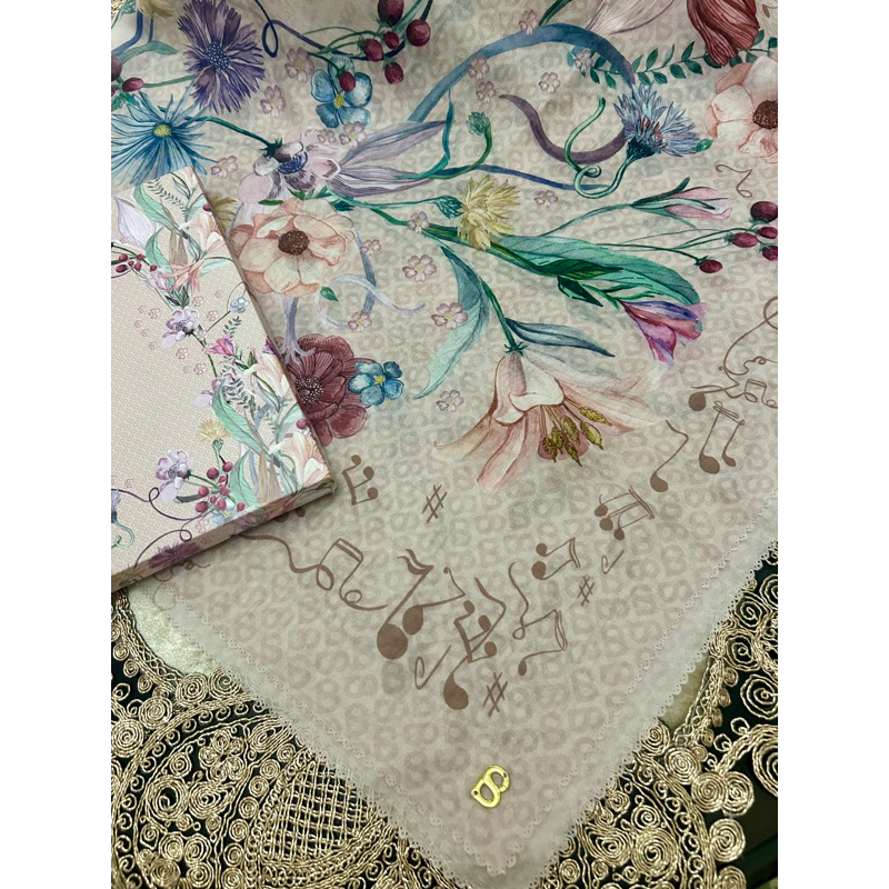 Buttonscraves nada series fis