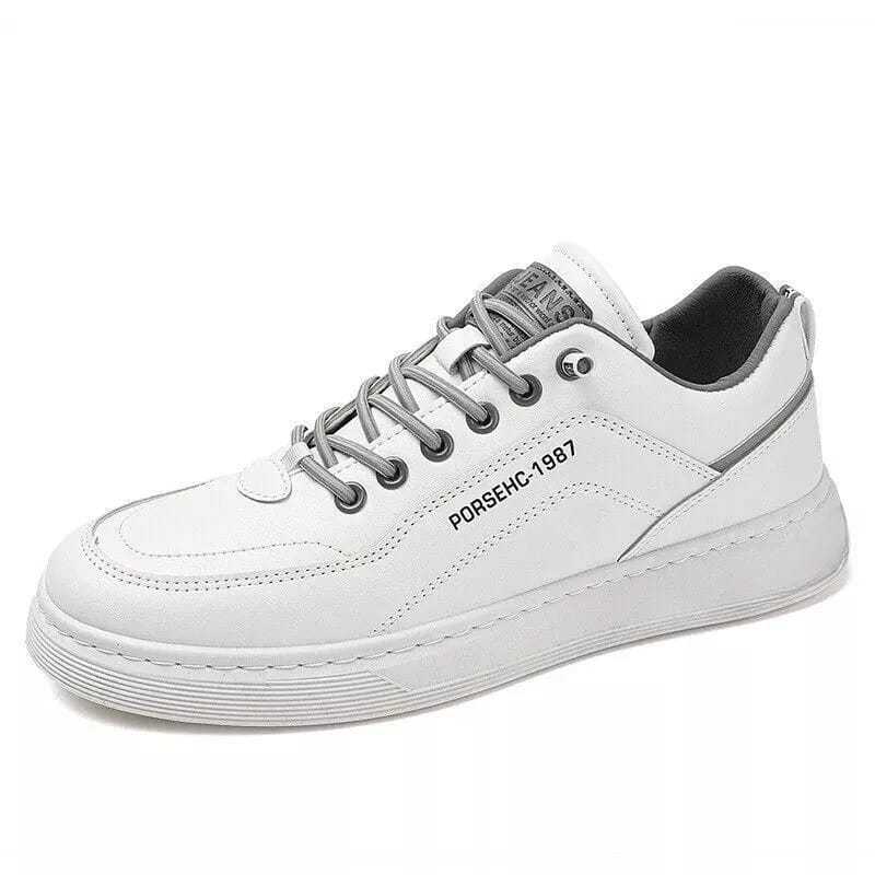 Sepatu pria sneakers casual Korea Fashionable Sepatu Putih Casual Porsehc Terlaris