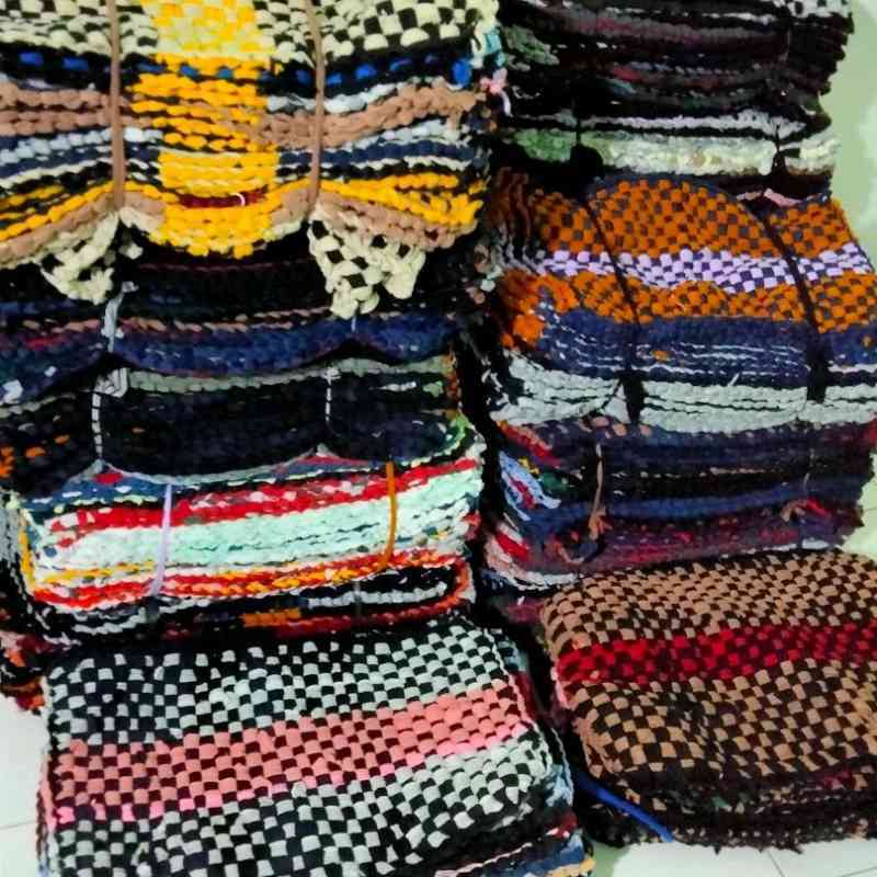 Keset kain Anyam/Keset Lantai/Keset Kamar Mandi/Grosir Keset Cantik