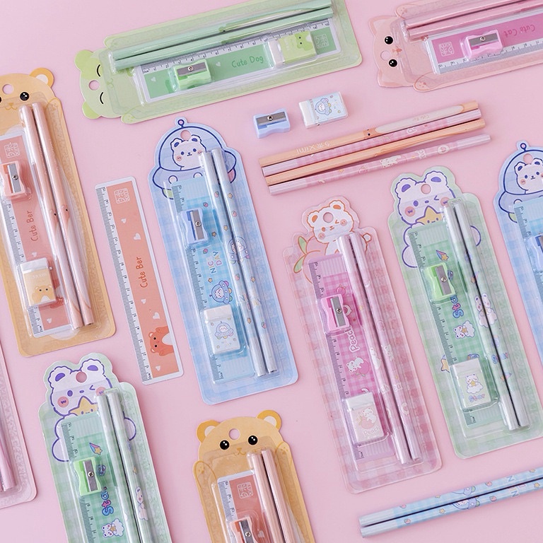 

KODE W84Z GROSIR 3pcs set alat tulis 5in1 paket alat tulis anak pensil penggaris hapusan serutan mainaniyo hadiah hampers souvenir anak sekolah