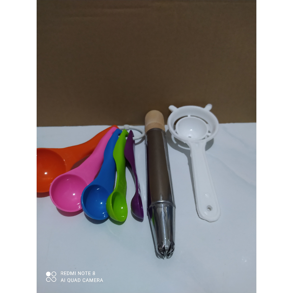 1 Set Cetakan Kue Semprit Dorong Kayu