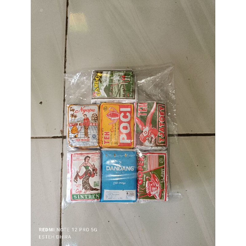 

Paket Racikan 7 Teh Racikan Khas Solo
