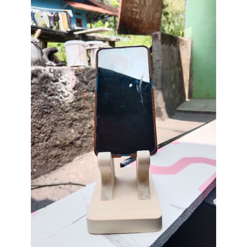 stand dudukan hp kayu / stand holder hp