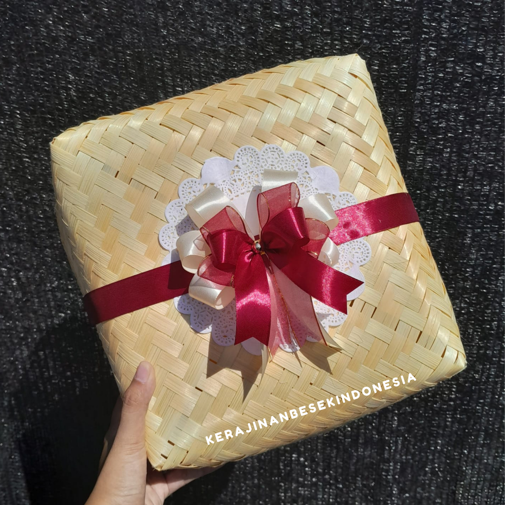 

SEPASANG BESEK BLEACHING BONUS PITA ANEKA UKURAN Box hampers hantaran pernikahan kad seserahan murah
