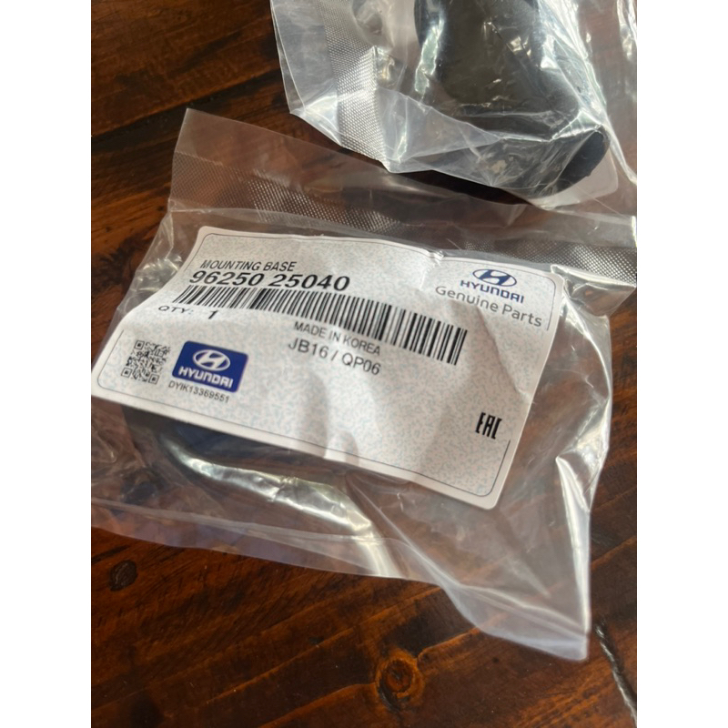 Mounting base karet antena hyundai Avega Verna New accent genuine parts
