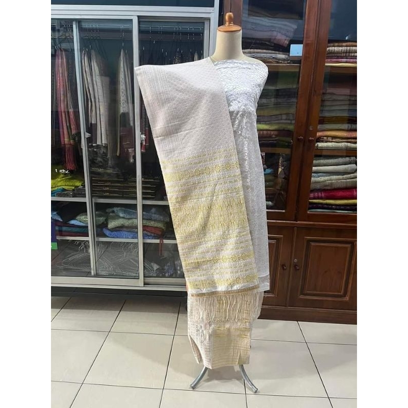 Tumtuman pengantin gold silver