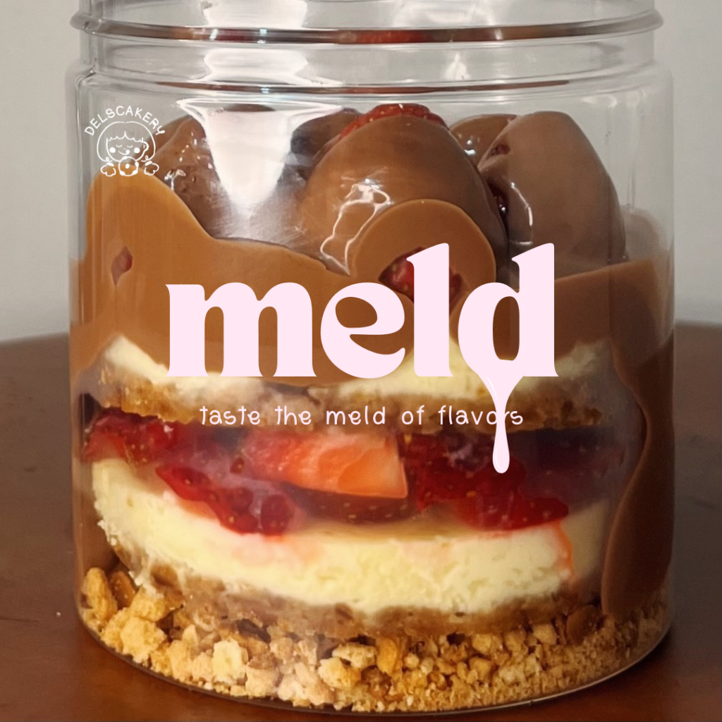 

MELD CHIZU BERRY - STRAWBERRY CHEESECAKE WITH MELTED BELGIAN CHOCOLATE BY DELSCAKERY (INSTANT DELIVERY ONLY)