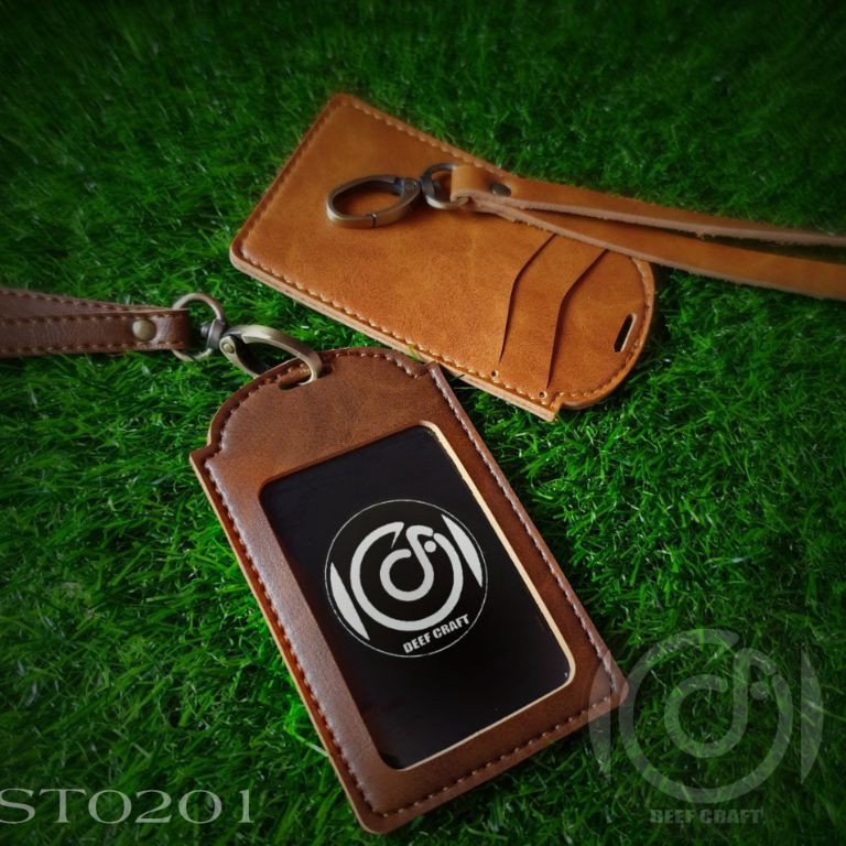 

KODE Y16E ST21 Id card holder name tag kulit ID Card holder standar 2 slot