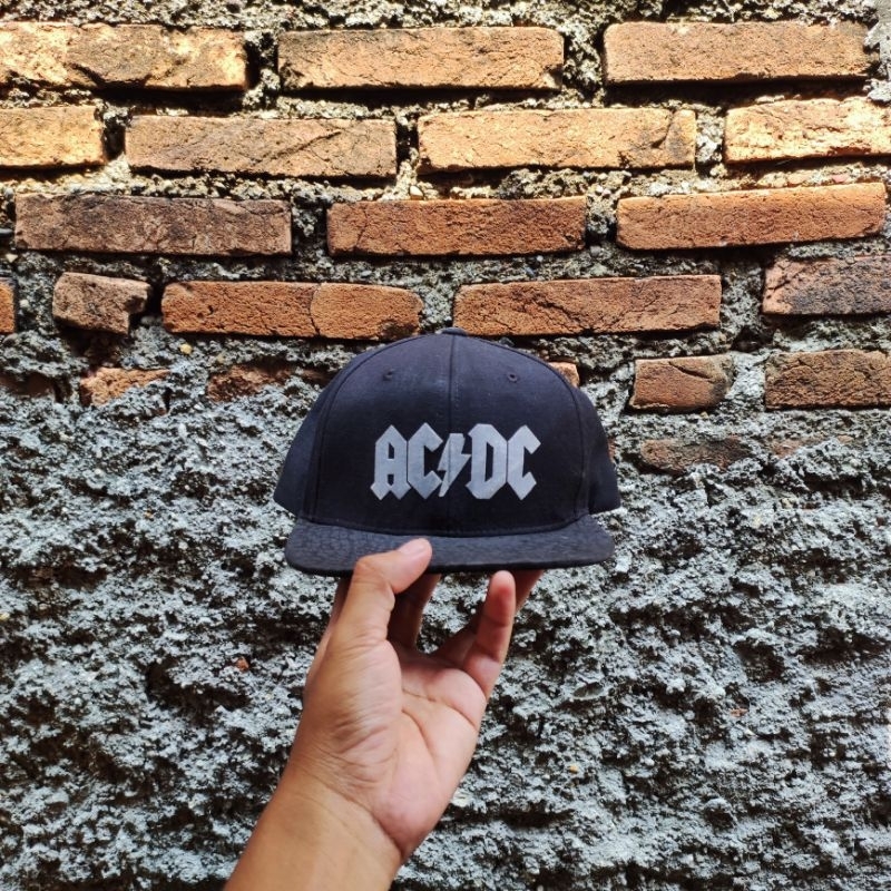 Topi / Snapback Band AC DC Original Second