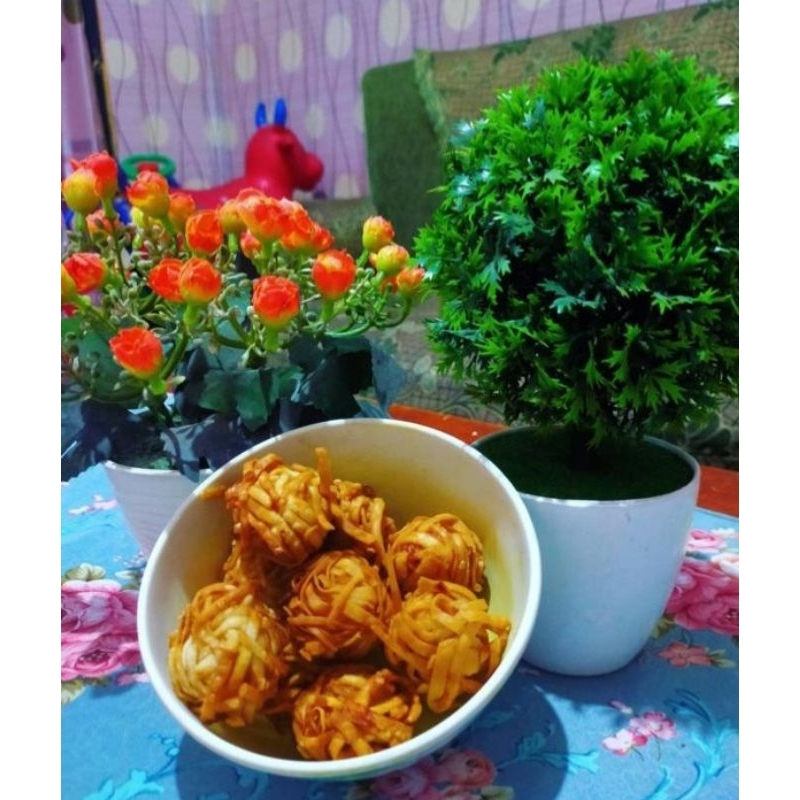 

makanan ringan / food / dimsum / udang rambutan / makanan siap saji