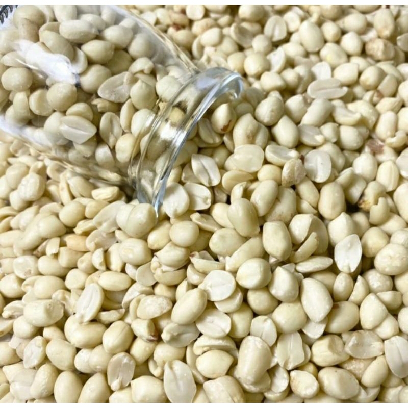 

kacang kupas mentah 1kg