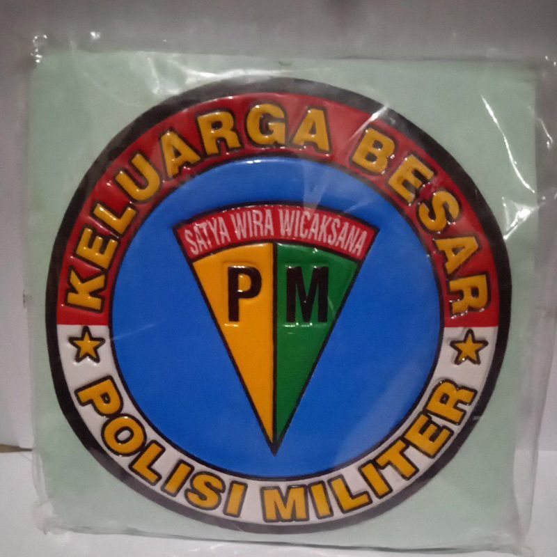 

stiker embos keluarga besar polisi militer bulat