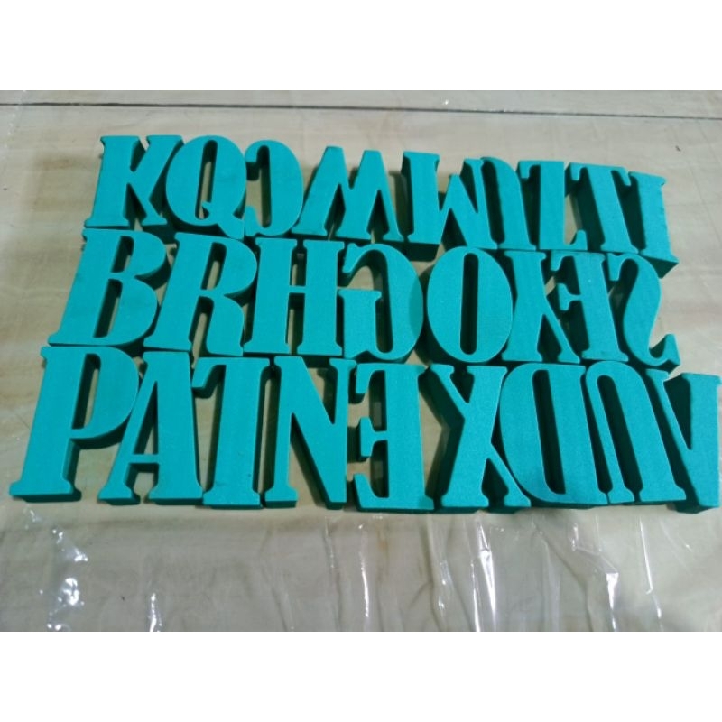 

abjad spon ati papan bunga abjad huruf A-Z Tinggi 15cm dan 20 cm