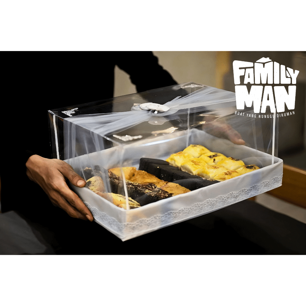 

FamilyMan - Kue Cake Snack box basah jajanan pasar paket parcel hampers tampah ramadhan lebaran natal sesrahan wisuda (Paket Lamaran)
