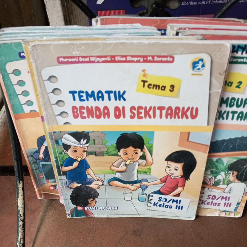 BUKU TEMATIK TEMA 3 (BENDA DI SEKITARKU) UNTUK SD KELAS 3 REVISI K13 PENERBIT BUMI AKSARA