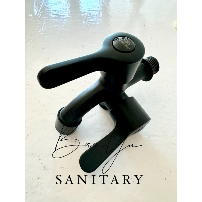 Kran Cabang 2 Kran Double Kran Shower Black