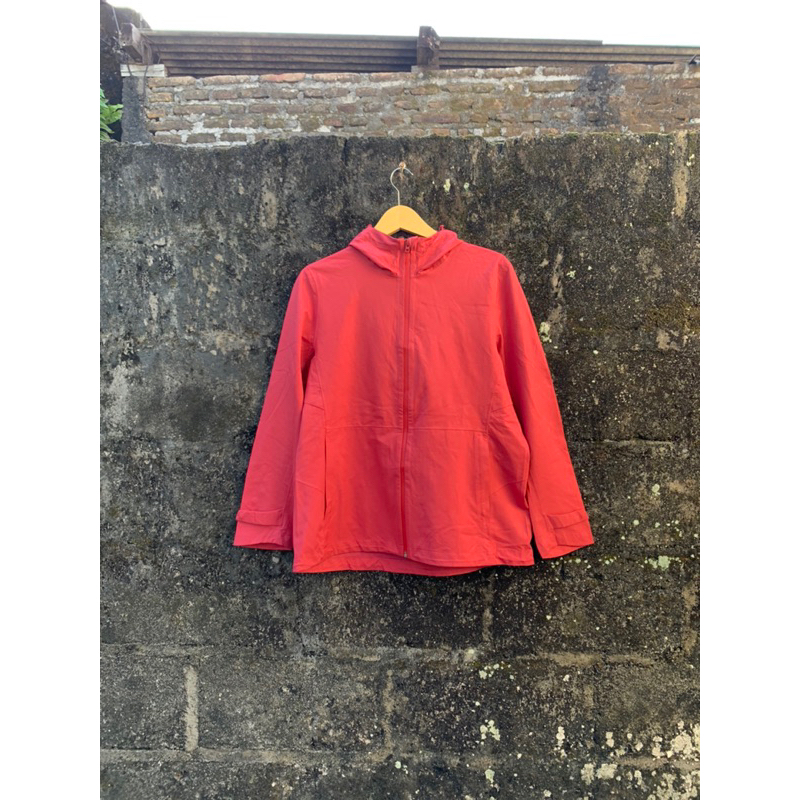 Uniqlo blocktech jacket Size XL