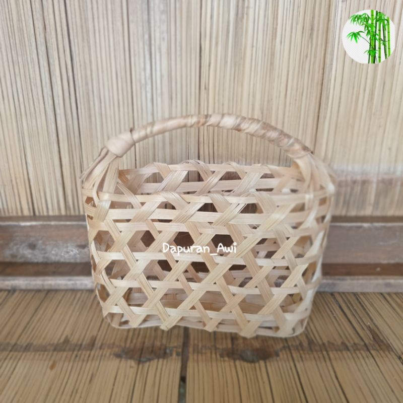 

Tas Hampers Ultah 20×8×15