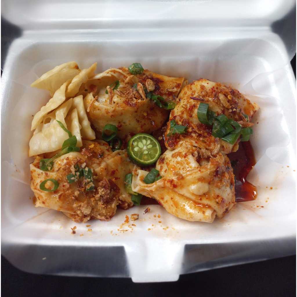 

SPICY WONTON/PANGSIT PEDAS DENGAN CHILLI OIL