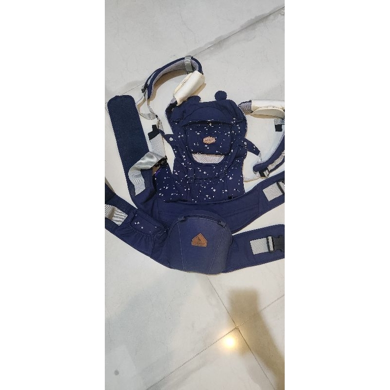 Preloved bekas pakai gendongan bayi hipseat I-angel miracle navy biru