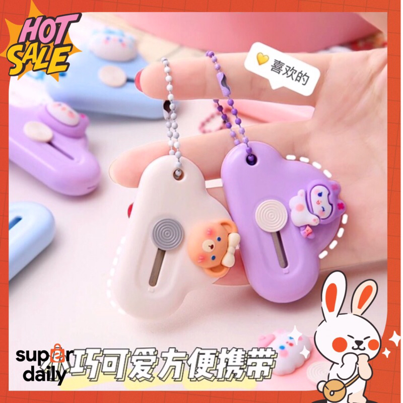 

GANTUNGAN CUTTER MINI SILET MINI KARAKTER PORTABEL