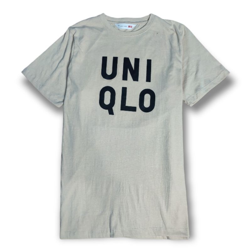 BAJU TSHIRT PRIA UNIQLO