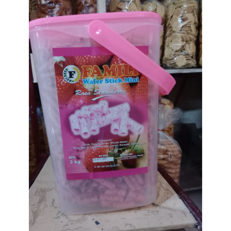 

astor family box kemasan 3kg ember