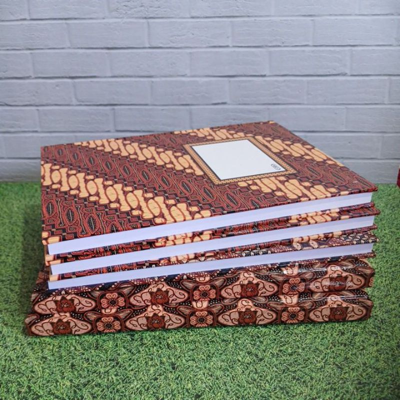 

BUKU KIKY KWARTO ISI 100/BUKU TULIS QWARTO ISI 100 KIKY/buku tulis tebal hard cover kiky isi 100 batik