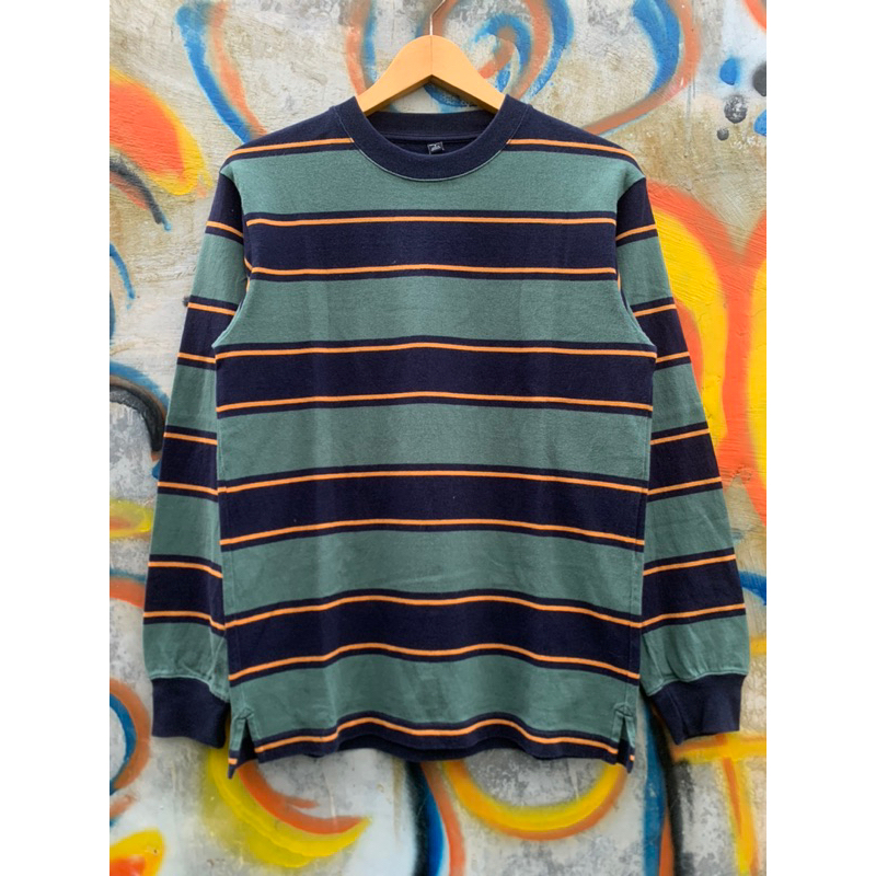 KAOS UNIQLO SALUR IQBAAL RAMADHAN