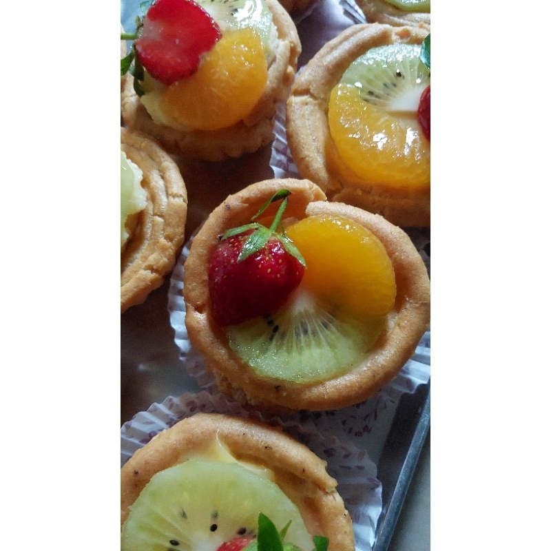 

KUE SUS BUAH