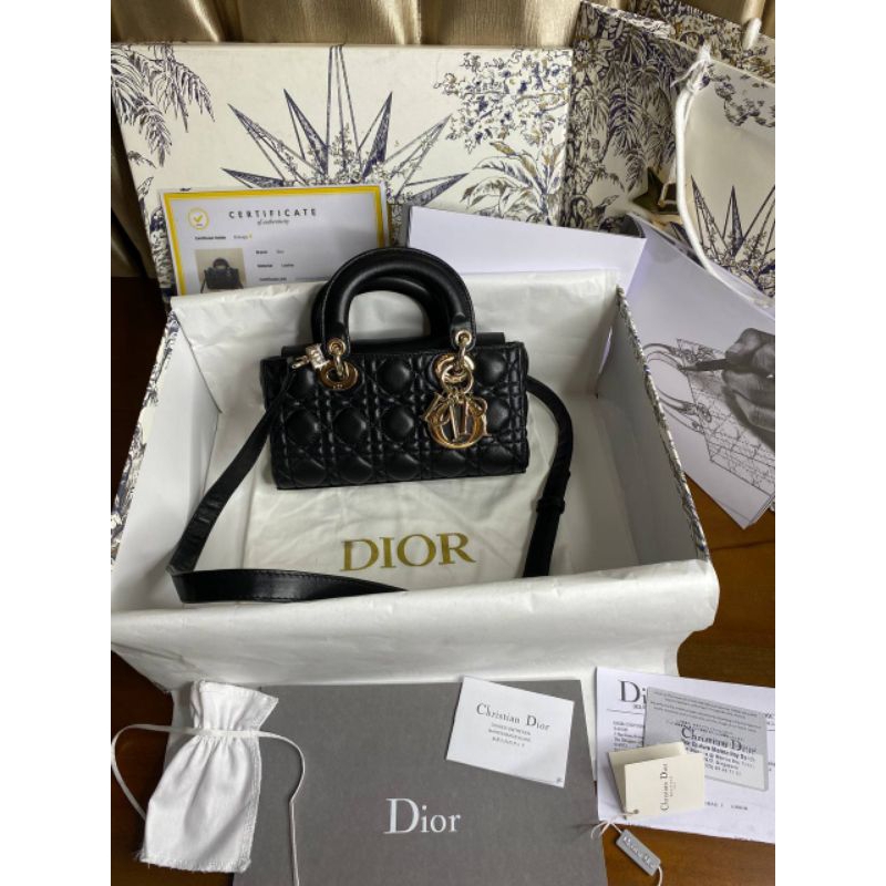 nego preloved rec 2022 christian dior small lady d-joy bag