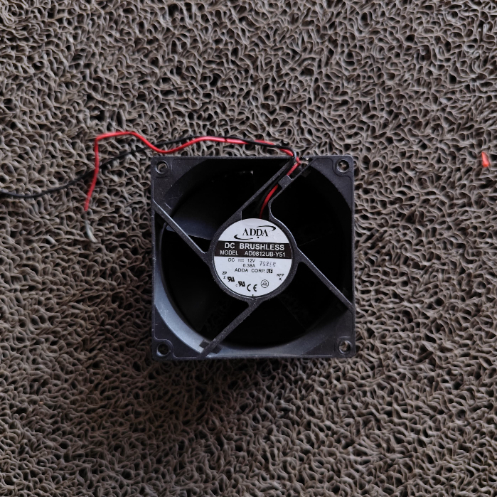 Cooling Fan Kipas 12V DC Brushless Pendingin High Speed 8 8x8 cm Bekas PSU